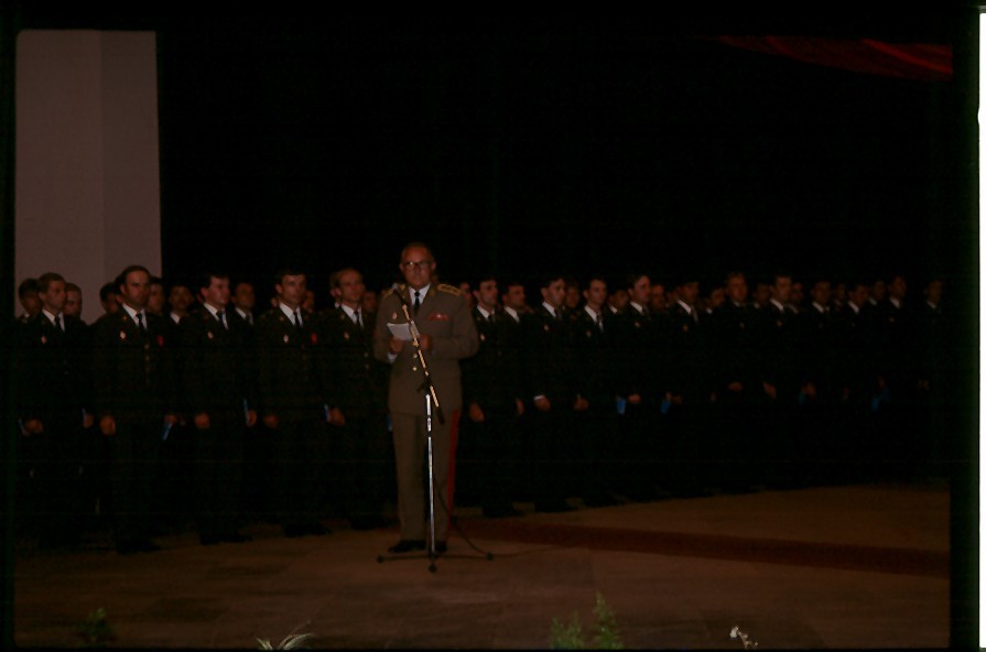 Foto z promoce 1 1987.jpg